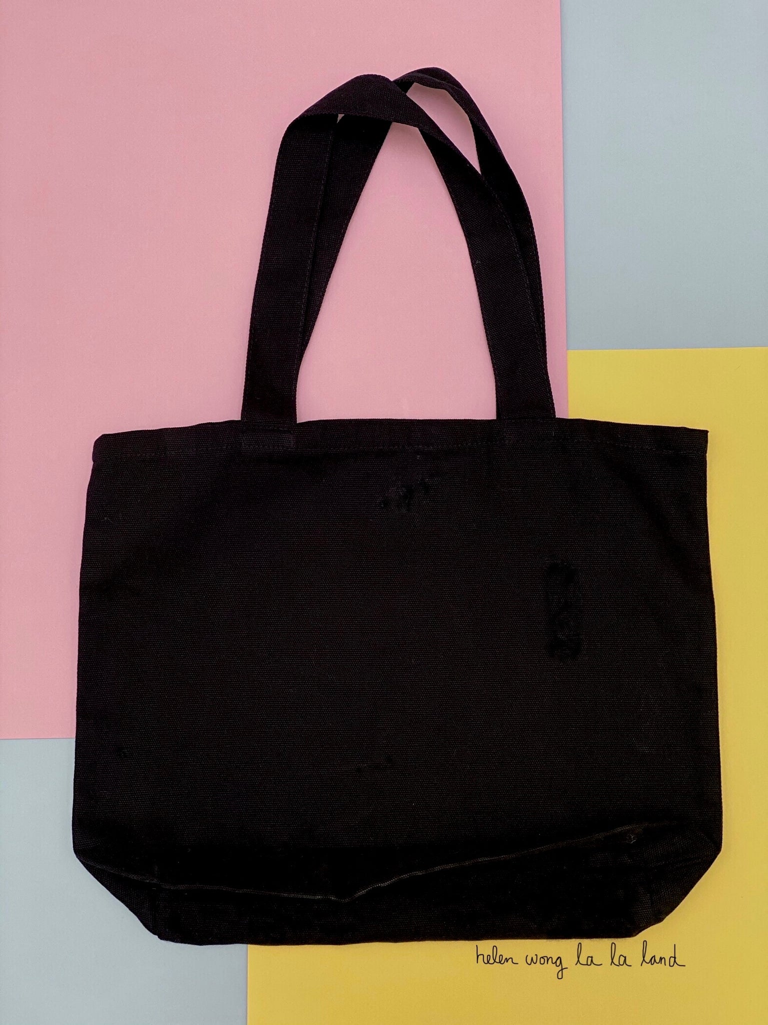 (S/S 2020) Global Resistance shoulder tote in BLACK