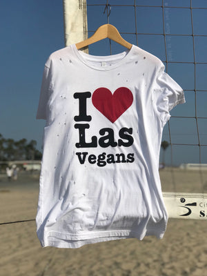 I ❤️ Las Vegans distressed tee