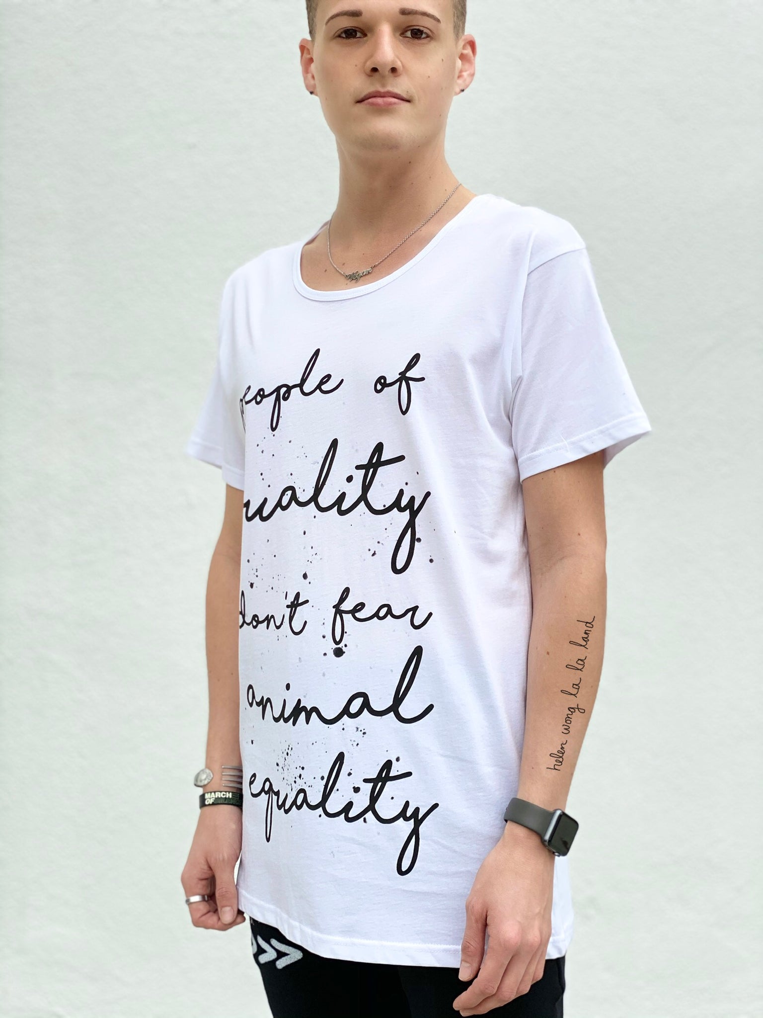 (S/S 2020) People Of Quality tee *wider neck fit*